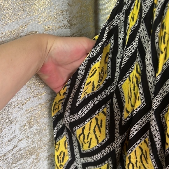 Topshop Black/Yellow Geometric Tiger Print Skater Dress Size 8 - Picture 6 of 13